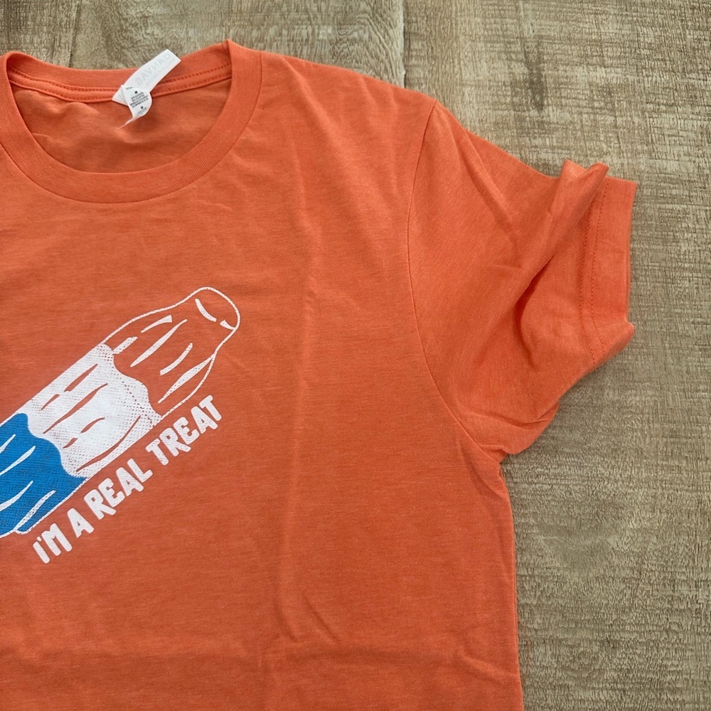 Bella + Canvas | "I'm A Real Treat" Graphic Tee | Size M | Heather Orange - Picture 11 of 16